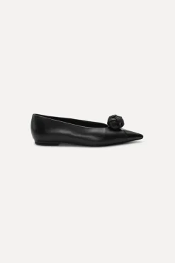 Leather Knot Ballerina Black