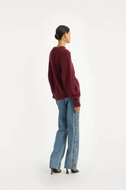 Light Knit Logo Sweater Bordeaux