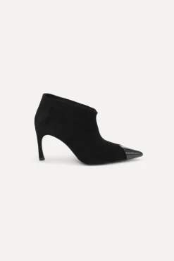 Suede Pointed Toe Boot Black